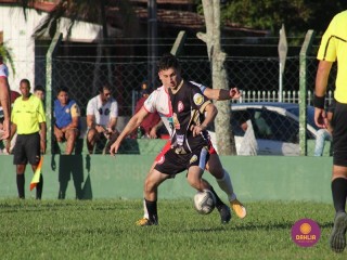 
<a style='margin-left: 5px;' class='btn btn-xs btn-social btn-facebook' href='https://www.facebook.com/sharer/sharer.php?u=https://www.boladovale.com.br/imgs/800-800-90/conteudo/fotos/1543/img9901.jpg' rel='popup' data-width='500' data-height='400'><i class='fa fa-facebook'></i>Compartilhar <span class='hidden-xs'>no Facebook</span>
</a> 
<a class='btn btn-default btn-xs' target='_blank' href='imgs/800-800-90/conteudo/fotos/1543/img9901.jpg'>
<span class='glyphicon glyphicon-cloud-download'></span> Salvar
</a> 
<span></span>