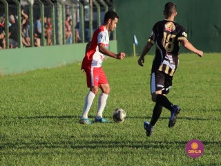 
<a style='margin-left: 5px;' class='btn btn-xs btn-social btn-facebook' href='https://www.facebook.com/sharer/sharer.php?u=https://www.boladovale.com.br/imgs/800-800-90/conteudo/fotos/1543/img9917.jpg' rel='popup' data-width='500' data-height='400'><i class='fa fa-facebook'></i>Compartilhar <span class='hidden-xs'>no Facebook</span>
</a> 
<a class='btn btn-default btn-xs' target='_blank' href='imgs/800-800-90/conteudo/fotos/1543/img9917.jpg'>
<span class='glyphicon glyphicon-cloud-download'></span> Salvar
</a> 
<span></span>