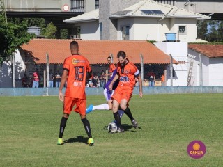 
<a style='margin-left: 5px;' class='btn btn-xs btn-social btn-facebook' href='https://www.facebook.com/sharer/sharer.php?u=https://www.boladovale.com.br/imgs/800-800-90/conteudo/fotos/1544/img9664.jpg' rel='popup' data-width='500' data-height='400'><i class='fa fa-facebook'></i>Compartilhar <span class='hidden-xs'>no Facebook</span>
</a> 
<a class='btn btn-default btn-xs' target='_blank' href='imgs/800-800-90/conteudo/fotos/1544/img9664.jpg'>
<span class='glyphicon glyphicon-cloud-download'></span> Salvar
</a> 
<span></span>