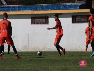 
<a style='margin-left: 5px;' class='btn btn-xs btn-social btn-facebook' href='https://www.facebook.com/sharer/sharer.php?u=https://www.boladovale.com.br/imgs/800-800-90/conteudo/fotos/1544/img9672.jpg' rel='popup' data-width='500' data-height='400'><i class='fa fa-facebook'></i>Compartilhar <span class='hidden-xs'>no Facebook</span>
</a> 
<a class='btn btn-default btn-xs' target='_blank' href='imgs/800-800-90/conteudo/fotos/1544/img9672.jpg'>
<span class='glyphicon glyphicon-cloud-download'></span> Salvar
</a> 
<span></span>