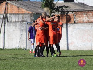 
<a style='margin-left: 5px;' class='btn btn-xs btn-social btn-facebook' href='https://www.facebook.com/sharer/sharer.php?u=https://www.boladovale.com.br/imgs/800-800-90/conteudo/fotos/1544/img9681.jpg' rel='popup' data-width='500' data-height='400'><i class='fa fa-facebook'></i>Compartilhar <span class='hidden-xs'>no Facebook</span>
</a> 
<a class='btn btn-default btn-xs' target='_blank' href='imgs/800-800-90/conteudo/fotos/1544/img9681.jpg'>
<span class='glyphicon glyphicon-cloud-download'></span> Salvar
</a> 
<span></span>