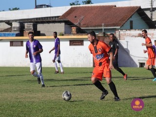 
<a style='margin-left: 5px;' class='btn btn-xs btn-social btn-facebook' href='https://www.facebook.com/sharer/sharer.php?u=https://www.boladovale.com.br/imgs/800-800-90/conteudo/fotos/1544/img9746.jpg' rel='popup' data-width='500' data-height='400'><i class='fa fa-facebook'></i>Compartilhar <span class='hidden-xs'>no Facebook</span>
</a> 
<a class='btn btn-default btn-xs' target='_blank' href='imgs/800-800-90/conteudo/fotos/1544/img9746.jpg'>
<span class='glyphicon glyphicon-cloud-download'></span> Salvar
</a> 
<span></span>
