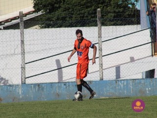 
<a style='margin-left: 5px;' class='btn btn-xs btn-social btn-facebook' href='https://www.facebook.com/sharer/sharer.php?u=https://www.boladovale.com.br/imgs/800-800-90/conteudo/fotos/1544/img9766.jpg' rel='popup' data-width='500' data-height='400'><i class='fa fa-facebook'></i>Compartilhar <span class='hidden-xs'>no Facebook</span>
</a> 
<a class='btn btn-default btn-xs' target='_blank' href='imgs/800-800-90/conteudo/fotos/1544/img9766.jpg'>
<span class='glyphicon glyphicon-cloud-download'></span> Salvar
</a> 
<span></span>