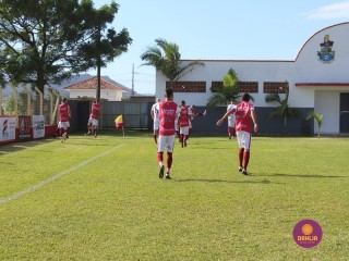 
<a style='margin-left: 5px;' class='btn btn-xs btn-social btn-facebook' href='https://www.facebook.com/sharer/sharer.php?u=https://www.boladovale.com.br/imgs/800-800-90/conteudo/fotos/1545/img7326.jpg' rel='popup' data-width='500' data-height='400'><i class='fa fa-facebook'></i>Compartilhar <span class='hidden-xs'>no Facebook</span>
</a> 
<a class='btn btn-default btn-xs' target='_blank' href='imgs/800-800-90/conteudo/fotos/1545/img7326.jpg'>
<span class='glyphicon glyphicon-cloud-download'></span> Salvar
</a> 
<span></span>