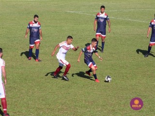 
<a style='margin-left: 5px;' class='btn btn-xs btn-social btn-facebook' href='https://www.facebook.com/sharer/sharer.php?u=https://www.boladovale.com.br/imgs/800-800-90/conteudo/fotos/1545/img7355.jpg' rel='popup' data-width='500' data-height='400'><i class='fa fa-facebook'></i>Compartilhar <span class='hidden-xs'>no Facebook</span>
</a> 
<a class='btn btn-default btn-xs' target='_blank' href='imgs/800-800-90/conteudo/fotos/1545/img7355.jpg'>
<span class='glyphicon glyphicon-cloud-download'></span> Salvar
</a> 
<span></span>