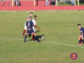 
<a style='margin-left: 5px;' class='btn btn-xs btn-social btn-facebook' href='https://www.facebook.com/sharer/sharer.php?u=https://www.boladovale.com.br/imgs/800-800-90/conteudo/fotos/1545/img7399.jpg' rel='popup' data-width='500' data-height='400'><i class='fa fa-facebook'></i>Compartilhar <span class='hidden-xs'>no Facebook</span>
</a> 
<a class='btn btn-default btn-xs' target='_blank' href='imgs/800-800-90/conteudo/fotos/1545/img7399.jpg'>
<span class='glyphicon glyphicon-cloud-download'></span> Salvar
</a> 
<span></span>