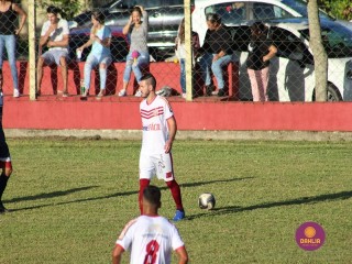 
<a style='margin-left: 5px;' class='btn btn-xs btn-social btn-facebook' href='https://www.facebook.com/sharer/sharer.php?u=https://www.boladovale.com.br/imgs/800-800-90/conteudo/fotos/1545/img7427.jpg' rel='popup' data-width='500' data-height='400'><i class='fa fa-facebook'></i>Compartilhar <span class='hidden-xs'>no Facebook</span>
</a> 
<a class='btn btn-default btn-xs' target='_blank' href='imgs/800-800-90/conteudo/fotos/1545/img7427.jpg'>
<span class='glyphicon glyphicon-cloud-download'></span> Salvar
</a> 
<span></span>