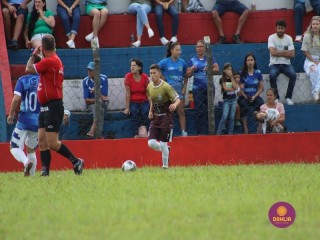 
<a style='margin-left: 5px;' class='btn btn-xs btn-social btn-facebook' href='https://www.facebook.com/sharer/sharer.php?u=https://www.boladovale.com.br/imgs/800-800-90/conteudo/fotos/1546/307.jpg' rel='popup' data-width='500' data-height='400'><i class='fa fa-facebook'></i>Compartilhar <span class='hidden-xs'>no Facebook</span>
</a> 
<a class='btn btn-default btn-xs' target='_blank' href='imgs/800-800-90/conteudo/fotos/1546/307.jpg'>
<span class='glyphicon glyphicon-cloud-download'></span> Salvar
</a> 
<span></span>