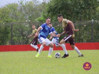 
<a style='margin-left: 5px;' class='btn btn-xs btn-social btn-facebook' href='https://www.facebook.com/sharer/sharer.php?u=https://www.boladovale.com.br/imgs/800-800-90/conteudo/fotos/1546/323.jpg' rel='popup' data-width='500' data-height='400'><i class='fa fa-facebook'></i>Compartilhar <span class='hidden-xs'>no Facebook</span>
</a> 
<a class='btn btn-default btn-xs' target='_blank' href='imgs/800-800-90/conteudo/fotos/1546/323.jpg'>
<span class='glyphicon glyphicon-cloud-download'></span> Salvar
</a> 
<span></span>