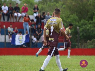 
<a style='margin-left: 5px;' class='btn btn-xs btn-social btn-facebook' href='https://www.facebook.com/sharer/sharer.php?u=https://www.boladovale.com.br/imgs/800-800-90/conteudo/fotos/1546/389.jpg' rel='popup' data-width='500' data-height='400'><i class='fa fa-facebook'></i>Compartilhar <span class='hidden-xs'>no Facebook</span>
</a> 
<a class='btn btn-default btn-xs' target='_blank' href='imgs/800-800-90/conteudo/fotos/1546/389.jpg'>
<span class='glyphicon glyphicon-cloud-download'></span> Salvar
</a> 
<span></span>