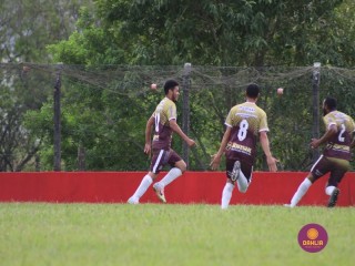 
<a style='margin-left: 5px;' class='btn btn-xs btn-social btn-facebook' href='https://www.facebook.com/sharer/sharer.php?u=https://www.boladovale.com.br/imgs/800-800-90/conteudo/fotos/1546/427.jpg' rel='popup' data-width='500' data-height='400'><i class='fa fa-facebook'></i>Compartilhar <span class='hidden-xs'>no Facebook</span>
</a> 
<a class='btn btn-default btn-xs' target='_blank' href='imgs/800-800-90/conteudo/fotos/1546/427.jpg'>
<span class='glyphicon glyphicon-cloud-download'></span> Salvar
</a> 
<span></span>