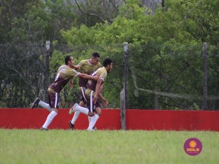 
<a style='margin-left: 5px;' class='btn btn-xs btn-social btn-facebook' href='https://www.facebook.com/sharer/sharer.php?u=https://www.boladovale.com.br/imgs/800-800-90/conteudo/fotos/1546/430.jpg' rel='popup' data-width='500' data-height='400'><i class='fa fa-facebook'></i>Compartilhar <span class='hidden-xs'>no Facebook</span>
</a> 
<a class='btn btn-default btn-xs' target='_blank' href='imgs/800-800-90/conteudo/fotos/1546/430.jpg'>
<span class='glyphicon glyphicon-cloud-download'></span> Salvar
</a> 
<span></span>