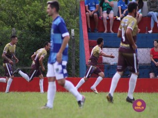 
<a style='margin-left: 5px;' class='btn btn-xs btn-social btn-facebook' href='https://www.facebook.com/sharer/sharer.php?u=https://www.boladovale.com.br/imgs/800-800-90/conteudo/fotos/1546/432.jpg' rel='popup' data-width='500' data-height='400'><i class='fa fa-facebook'></i>Compartilhar <span class='hidden-xs'>no Facebook</span>
</a> 
<a class='btn btn-default btn-xs' target='_blank' href='imgs/800-800-90/conteudo/fotos/1546/432.jpg'>
<span class='glyphicon glyphicon-cloud-download'></span> Salvar
</a> 
<span></span>