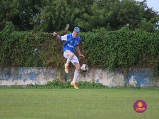 
<a style='margin-left: 5px;' class='btn btn-xs btn-social btn-facebook' href='https://www.facebook.com/sharer/sharer.php?u=https://www.boladovale.com.br/imgs/800-800-90/conteudo/fotos/1547/469.jpg' rel='popup' data-width='500' data-height='400'><i class='fa fa-facebook'></i>Compartilhar <span class='hidden-xs'>no Facebook</span>
</a> 
<a class='btn btn-default btn-xs' target='_blank' href='imgs/800-800-90/conteudo/fotos/1547/469.jpg'>
<span class='glyphicon glyphicon-cloud-download'></span> Salvar
</a> 
<span></span>