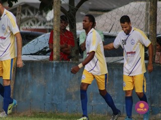 
<a style='margin-left: 5px;' class='btn btn-xs btn-social btn-facebook' href='https://www.facebook.com/sharer/sharer.php?u=https://www.boladovale.com.br/imgs/800-800-90/conteudo/fotos/1547/490.jpg' rel='popup' data-width='500' data-height='400'><i class='fa fa-facebook'></i>Compartilhar <span class='hidden-xs'>no Facebook</span>
</a> 
<a class='btn btn-default btn-xs' target='_blank' href='imgs/800-800-90/conteudo/fotos/1547/490.jpg'>
<span class='glyphicon glyphicon-cloud-download'></span> Salvar
</a> 
<span></span>