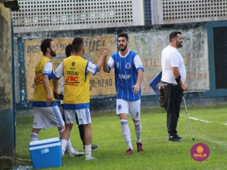 
<a style='margin-left: 5px;' class='btn btn-xs btn-social btn-facebook' href='https://www.facebook.com/sharer/sharer.php?u=https://www.boladovale.com.br/imgs/800-800-90/conteudo/fotos/1547/521.jpg' rel='popup' data-width='500' data-height='400'><i class='fa fa-facebook'></i>Compartilhar <span class='hidden-xs'>no Facebook</span>
</a> 
<a class='btn btn-default btn-xs' target='_blank' href='imgs/800-800-90/conteudo/fotos/1547/521.jpg'>
<span class='glyphicon glyphicon-cloud-download'></span> Salvar
</a> 
<span></span>