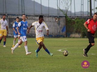 
<a style='margin-left: 5px;' class='btn btn-xs btn-social btn-facebook' href='https://www.facebook.com/sharer/sharer.php?u=https://www.boladovale.com.br/imgs/800-800-90/conteudo/fotos/1547/535.jpg' rel='popup' data-width='500' data-height='400'><i class='fa fa-facebook'></i>Compartilhar <span class='hidden-xs'>no Facebook</span>
</a> 
<a class='btn btn-default btn-xs' target='_blank' href='imgs/800-800-90/conteudo/fotos/1547/535.jpg'>
<span class='glyphicon glyphicon-cloud-download'></span> Salvar
</a> 
<span></span>