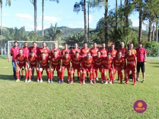 
<a style='margin-left: 5px;' class='btn btn-xs btn-social btn-facebook' href='https://www.facebook.com/sharer/sharer.php?u=https://www.boladovale.com.br/imgs/800-800-90/conteudo/fotos/1548/img7476.jpg' rel='popup' data-width='500' data-height='400'><i class='fa fa-facebook'></i>Compartilhar <span class='hidden-xs'>no Facebook</span>
</a> 
<a class='btn btn-default btn-xs' target='_blank' href='imgs/800-800-90/conteudo/fotos/1548/img7476.jpg'>
<span class='glyphicon glyphicon-cloud-download'></span> Salvar
</a> 
<span></span>