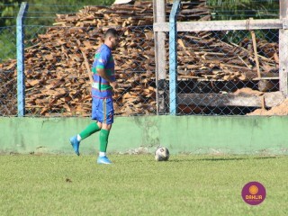 
<a style='margin-left: 5px;' class='btn btn-xs btn-social btn-facebook' href='https://www.facebook.com/sharer/sharer.php?u=https://www.boladovale.com.br/imgs/800-800-90/conteudo/fotos/1548/img7492.jpg' rel='popup' data-width='500' data-height='400'><i class='fa fa-facebook'></i>Compartilhar <span class='hidden-xs'>no Facebook</span>
</a> 
<a class='btn btn-default btn-xs' target='_blank' href='imgs/800-800-90/conteudo/fotos/1548/img7492.jpg'>
<span class='glyphicon glyphicon-cloud-download'></span> Salvar
</a> 
<span></span>