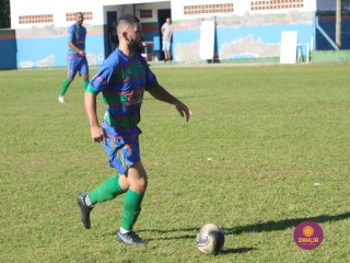 
<a style='margin-left: 5px;' class='btn btn-xs btn-social btn-facebook' href='https://www.facebook.com/sharer/sharer.php?u=https://www.boladovale.com.br/imgs/800-800-90/conteudo/fotos/1548/img7509.jpg' rel='popup' data-width='500' data-height='400'><i class='fa fa-facebook'></i>Compartilhar <span class='hidden-xs'>no Facebook</span>
</a> 
<a class='btn btn-default btn-xs' target='_blank' href='imgs/800-800-90/conteudo/fotos/1548/img7509.jpg'>
<span class='glyphicon glyphicon-cloud-download'></span> Salvar
</a> 
<span></span>