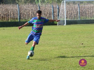 
<a style='margin-left: 5px;' class='btn btn-xs btn-social btn-facebook' href='https://www.facebook.com/sharer/sharer.php?u=https://www.boladovale.com.br/imgs/800-800-90/conteudo/fotos/1548/img7531.jpg' rel='popup' data-width='500' data-height='400'><i class='fa fa-facebook'></i>Compartilhar <span class='hidden-xs'>no Facebook</span>
</a> 
<a class='btn btn-default btn-xs' target='_blank' href='imgs/800-800-90/conteudo/fotos/1548/img7531.jpg'>
<span class='glyphicon glyphicon-cloud-download'></span> Salvar
</a> 
<span></span>