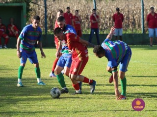 
<a style='margin-left: 5px;' class='btn btn-xs btn-social btn-facebook' href='https://www.facebook.com/sharer/sharer.php?u=https://www.boladovale.com.br/imgs/800-800-90/conteudo/fotos/1548/img7609.jpg' rel='popup' data-width='500' data-height='400'><i class='fa fa-facebook'></i>Compartilhar <span class='hidden-xs'>no Facebook</span>
</a> 
<a class='btn btn-default btn-xs' target='_blank' href='imgs/800-800-90/conteudo/fotos/1548/img7609.jpg'>
<span class='glyphicon glyphicon-cloud-download'></span> Salvar
</a> 
<span></span>