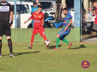 
<a style='margin-left: 5px;' class='btn btn-xs btn-social btn-facebook' href='https://www.facebook.com/sharer/sharer.php?u=https://www.boladovale.com.br/imgs/800-800-90/conteudo/fotos/1548/img7629.jpg' rel='popup' data-width='500' data-height='400'><i class='fa fa-facebook'></i>Compartilhar <span class='hidden-xs'>no Facebook</span>
</a> 
<a class='btn btn-default btn-xs' target='_blank' href='imgs/800-800-90/conteudo/fotos/1548/img7629.jpg'>
<span class='glyphicon glyphicon-cloud-download'></span> Salvar
</a> 
<span></span>