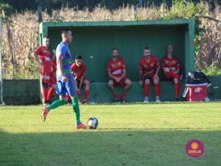
<a style='margin-left: 5px;' class='btn btn-xs btn-social btn-facebook' href='https://www.facebook.com/sharer/sharer.php?u=https://www.boladovale.com.br/imgs/800-800-90/conteudo/fotos/1548/img7662.jpg' rel='popup' data-width='500' data-height='400'><i class='fa fa-facebook'></i>Compartilhar <span class='hidden-xs'>no Facebook</span>
</a> 
<a class='btn btn-default btn-xs' target='_blank' href='imgs/800-800-90/conteudo/fotos/1548/img7662.jpg'>
<span class='glyphicon glyphicon-cloud-download'></span> Salvar
</a> 
<span></span>