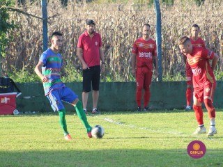 
<a style='margin-left: 5px;' class='btn btn-xs btn-social btn-facebook' href='https://www.facebook.com/sharer/sharer.php?u=https://www.boladovale.com.br/imgs/800-800-90/conteudo/fotos/1548/img7663.jpg' rel='popup' data-width='500' data-height='400'><i class='fa fa-facebook'></i>Compartilhar <span class='hidden-xs'>no Facebook</span>
</a> 
<a class='btn btn-default btn-xs' target='_blank' href='imgs/800-800-90/conteudo/fotos/1548/img7663.jpg'>
<span class='glyphicon glyphicon-cloud-download'></span> Salvar
</a> 
<span></span>