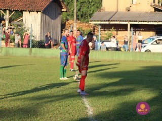 
<a style='margin-left: 5px;' class='btn btn-xs btn-social btn-facebook' href='https://www.facebook.com/sharer/sharer.php?u=https://www.boladovale.com.br/imgs/800-800-90/conteudo/fotos/1548/img7708.jpg' rel='popup' data-width='500' data-height='400'><i class='fa fa-facebook'></i>Compartilhar <span class='hidden-xs'>no Facebook</span>
</a> 
<a class='btn btn-default btn-xs' target='_blank' href='imgs/800-800-90/conteudo/fotos/1548/img7708.jpg'>
<span class='glyphicon glyphicon-cloud-download'></span> Salvar
</a> 
<span></span>