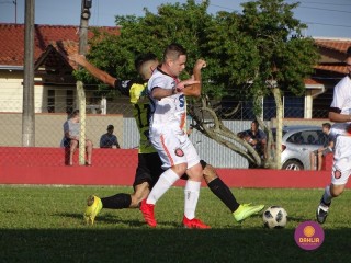 
<a style='margin-left: 5px;' class='btn btn-xs btn-social btn-facebook' href='https://www.facebook.com/sharer/sharer.php?u=https://www.boladovale.com.br/imgs/800-800-90/conteudo/fotos/1549/dsc02048.jpg' rel='popup' data-width='500' data-height='400'><i class='fa fa-facebook'></i>Compartilhar <span class='hidden-xs'>no Facebook</span>
</a> 
<a class='btn btn-default btn-xs' target='_blank' href='imgs/800-800-90/conteudo/fotos/1549/dsc02048.jpg'>
<span class='glyphicon glyphicon-cloud-download'></span> Salvar
</a> 
<span></span>
