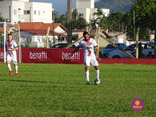 
<a style='margin-left: 5px;' class='btn btn-xs btn-social btn-facebook' href='https://www.facebook.com/sharer/sharer.php?u=https://www.boladovale.com.br/imgs/800-800-90/conteudo/fotos/1549/dsc02087.jpg' rel='popup' data-width='500' data-height='400'><i class='fa fa-facebook'></i>Compartilhar <span class='hidden-xs'>no Facebook</span>
</a> 
<a class='btn btn-default btn-xs' target='_blank' href='imgs/800-800-90/conteudo/fotos/1549/dsc02087.jpg'>
<span class='glyphicon glyphicon-cloud-download'></span> Salvar
</a> 
<span></span>