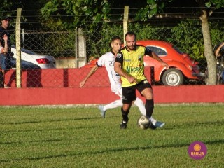 
<a style='margin-left: 5px;' class='btn btn-xs btn-social btn-facebook' href='https://www.facebook.com/sharer/sharer.php?u=https://www.boladovale.com.br/imgs/800-800-90/conteudo/fotos/1549/dsc02112.jpg' rel='popup' data-width='500' data-height='400'><i class='fa fa-facebook'></i>Compartilhar <span class='hidden-xs'>no Facebook</span>
</a> 
<a class='btn btn-default btn-xs' target='_blank' href='imgs/800-800-90/conteudo/fotos/1549/dsc02112.jpg'>
<span class='glyphicon glyphicon-cloud-download'></span> Salvar
</a> 
<span></span>