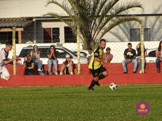 
<a style='margin-left: 5px;' class='btn btn-xs btn-social btn-facebook' href='https://www.facebook.com/sharer/sharer.php?u=https://www.boladovale.com.br/imgs/800-800-90/conteudo/fotos/1549/dsc02142.jpg' rel='popup' data-width='500' data-height='400'><i class='fa fa-facebook'></i>Compartilhar <span class='hidden-xs'>no Facebook</span>
</a> 
<a class='btn btn-default btn-xs' target='_blank' href='imgs/800-800-90/conteudo/fotos/1549/dsc02142.jpg'>
<span class='glyphicon glyphicon-cloud-download'></span> Salvar
</a> 
<span></span>