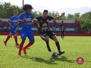 
<a style='margin-left: 5px;' class='btn btn-xs btn-social btn-facebook' href='https://www.facebook.com/sharer/sharer.php?u=https://www.boladovale.com.br/imgs/800-800-90/conteudo/fotos/1550/dsc01981.jpg' rel='popup' data-width='500' data-height='400'><i class='fa fa-facebook'></i>Compartilhar <span class='hidden-xs'>no Facebook</span>
</a> 
<a class='btn btn-default btn-xs' target='_blank' href='imgs/800-800-90/conteudo/fotos/1550/dsc01981.jpg'>
<span class='glyphicon glyphicon-cloud-download'></span> Salvar
</a> 
<span></span>