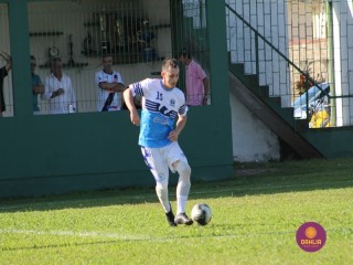 
<a style='margin-left: 5px;' class='btn btn-xs btn-social btn-facebook' href='https://www.facebook.com/sharer/sharer.php?u=https://www.boladovale.com.br/imgs/800-800-90/conteudo/fotos/1551/img0943.jpg' rel='popup' data-width='500' data-height='400'><i class='fa fa-facebook'></i>Compartilhar <span class='hidden-xs'>no Facebook</span>
</a> 
<a class='btn btn-default btn-xs' target='_blank' href='imgs/800-800-90/conteudo/fotos/1551/img0943.jpg'>
<span class='glyphicon glyphicon-cloud-download'></span> Salvar
</a> 
<span></span>