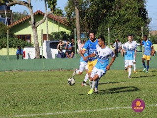 
<a style='margin-left: 5px;' class='btn btn-xs btn-social btn-facebook' href='https://www.facebook.com/sharer/sharer.php?u=https://www.boladovale.com.br/imgs/800-800-90/conteudo/fotos/1551/img0951.jpg' rel='popup' data-width='500' data-height='400'><i class='fa fa-facebook'></i>Compartilhar <span class='hidden-xs'>no Facebook</span>
</a> 
<a class='btn btn-default btn-xs' target='_blank' href='imgs/800-800-90/conteudo/fotos/1551/img0951.jpg'>
<span class='glyphicon glyphicon-cloud-download'></span> Salvar
</a> 
<span></span>
