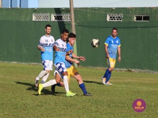 
<a style='margin-left: 5px;' class='btn btn-xs btn-social btn-facebook' href='https://www.facebook.com/sharer/sharer.php?u=https://www.boladovale.com.br/imgs/800-800-90/conteudo/fotos/1551/img0988.jpg' rel='popup' data-width='500' data-height='400'><i class='fa fa-facebook'></i>Compartilhar <span class='hidden-xs'>no Facebook</span>
</a> 
<a class='btn btn-default btn-xs' target='_blank' href='imgs/800-800-90/conteudo/fotos/1551/img0988.jpg'>
<span class='glyphicon glyphicon-cloud-download'></span> Salvar
</a> 
<span></span>