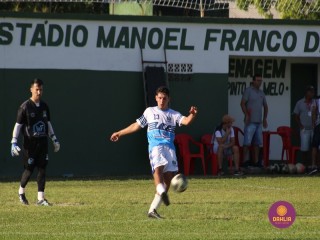 
<a style='margin-left: 5px;' class='btn btn-xs btn-social btn-facebook' href='https://www.facebook.com/sharer/sharer.php?u=https://www.boladovale.com.br/imgs/800-800-90/conteudo/fotos/1551/img1024.jpg' rel='popup' data-width='500' data-height='400'><i class='fa fa-facebook'></i>Compartilhar <span class='hidden-xs'>no Facebook</span>
</a> 
<a class='btn btn-default btn-xs' target='_blank' href='imgs/800-800-90/conteudo/fotos/1551/img1024.jpg'>
<span class='glyphicon glyphicon-cloud-download'></span> Salvar
</a> 
<span></span>