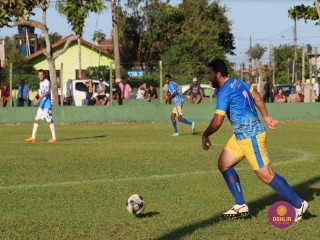
<a style='margin-left: 5px;' class='btn btn-xs btn-social btn-facebook' href='https://www.facebook.com/sharer/sharer.php?u=https://www.boladovale.com.br/imgs/800-800-90/conteudo/fotos/1551/img1044.jpg' rel='popup' data-width='500' data-height='400'><i class='fa fa-facebook'></i>Compartilhar <span class='hidden-xs'>no Facebook</span>
</a> 
<a class='btn btn-default btn-xs' target='_blank' href='imgs/800-800-90/conteudo/fotos/1551/img1044.jpg'>
<span class='glyphicon glyphicon-cloud-download'></span> Salvar
</a> 
<span></span>