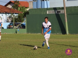 
<a style='margin-left: 5px;' class='btn btn-xs btn-social btn-facebook' href='https://www.facebook.com/sharer/sharer.php?u=https://www.boladovale.com.br/imgs/800-800-90/conteudo/fotos/1551/img1052.jpg' rel='popup' data-width='500' data-height='400'><i class='fa fa-facebook'></i>Compartilhar <span class='hidden-xs'>no Facebook</span>
</a> 
<a class='btn btn-default btn-xs' target='_blank' href='imgs/800-800-90/conteudo/fotos/1551/img1052.jpg'>
<span class='glyphicon glyphicon-cloud-download'></span> Salvar
</a> 
<span></span>