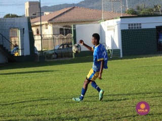 
<a style='margin-left: 5px;' class='btn btn-xs btn-social btn-facebook' href='https://www.facebook.com/sharer/sharer.php?u=https://www.boladovale.com.br/imgs/800-800-90/conteudo/fotos/1551/img1064.jpg' rel='popup' data-width='500' data-height='400'><i class='fa fa-facebook'></i>Compartilhar <span class='hidden-xs'>no Facebook</span>
</a> 
<a class='btn btn-default btn-xs' target='_blank' href='imgs/800-800-90/conteudo/fotos/1551/img1064.jpg'>
<span class='glyphicon glyphicon-cloud-download'></span> Salvar
</a> 
<span></span>