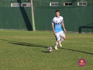 
<a style='margin-left: 5px;' class='btn btn-xs btn-social btn-facebook' href='https://www.facebook.com/sharer/sharer.php?u=https://www.boladovale.com.br/imgs/800-800-90/conteudo/fotos/1551/img1070.jpg' rel='popup' data-width='500' data-height='400'><i class='fa fa-facebook'></i>Compartilhar <span class='hidden-xs'>no Facebook</span>
</a> 
<a class='btn btn-default btn-xs' target='_blank' href='imgs/800-800-90/conteudo/fotos/1551/img1070.jpg'>
<span class='glyphicon glyphicon-cloud-download'></span> Salvar
</a> 
<span></span>