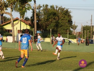 
<a style='margin-left: 5px;' class='btn btn-xs btn-social btn-facebook' href='https://www.facebook.com/sharer/sharer.php?u=https://www.boladovale.com.br/imgs/800-800-90/conteudo/fotos/1551/img7890.jpg' rel='popup' data-width='500' data-height='400'><i class='fa fa-facebook'></i>Compartilhar <span class='hidden-xs'>no Facebook</span>
</a> 
<a class='btn btn-default btn-xs' target='_blank' href='imgs/800-800-90/conteudo/fotos/1551/img7890.jpg'>
<span class='glyphicon glyphicon-cloud-download'></span> Salvar
</a> 
<span></span>