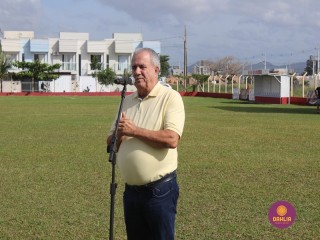
<a style='margin-left: 5px;' class='btn btn-xs btn-social btn-facebook' href='https://www.facebook.com/sharer/sharer.php?u=https://www.boladovale.com.br/imgs/800-800-90/conteudo/fotos/1552/img1320.jpg' rel='popup' data-width='500' data-height='400'><i class='fa fa-facebook'></i>Compartilhar <span class='hidden-xs'>no Facebook</span>
</a> 
<a class='btn btn-default btn-xs' target='_blank' href='imgs/800-800-90/conteudo/fotos/1552/img1320.jpg'>
<span class='glyphicon glyphicon-cloud-download'></span> Salvar
</a> 
<span></span>