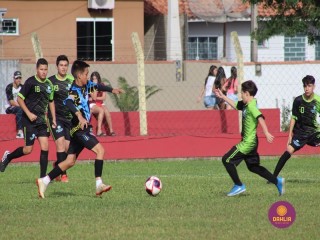 
<a style='margin-left: 5px;' class='btn btn-xs btn-social btn-facebook' href='https://www.facebook.com/sharer/sharer.php?u=https://www.boladovale.com.br/imgs/800-800-90/conteudo/fotos/1553/img1418.jpg' rel='popup' data-width='500' data-height='400'><i class='fa fa-facebook'></i>Compartilhar <span class='hidden-xs'>no Facebook</span>
</a> 
<a class='btn btn-default btn-xs' target='_blank' href='imgs/800-800-90/conteudo/fotos/1553/img1418.jpg'>
<span class='glyphicon glyphicon-cloud-download'></span> Salvar
</a> 
<span></span>