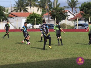 
<a style='margin-left: 5px;' class='btn btn-xs btn-social btn-facebook' href='https://www.facebook.com/sharer/sharer.php?u=https://www.boladovale.com.br/imgs/800-800-90/conteudo/fotos/1553/img1427.jpg' rel='popup' data-width='500' data-height='400'><i class='fa fa-facebook'></i>Compartilhar <span class='hidden-xs'>no Facebook</span>
</a> 
<a class='btn btn-default btn-xs' target='_blank' href='imgs/800-800-90/conteudo/fotos/1553/img1427.jpg'>
<span class='glyphicon glyphicon-cloud-download'></span> Salvar
</a> 
<span></span>