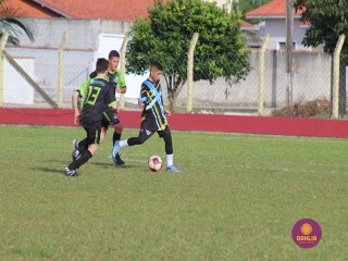 
<a style='margin-left: 5px;' class='btn btn-xs btn-social btn-facebook' href='https://www.facebook.com/sharer/sharer.php?u=https://www.boladovale.com.br/imgs/800-800-90/conteudo/fotos/1553/img1444.jpg' rel='popup' data-width='500' data-height='400'><i class='fa fa-facebook'></i>Compartilhar <span class='hidden-xs'>no Facebook</span>
</a> 
<a class='btn btn-default btn-xs' target='_blank' href='imgs/800-800-90/conteudo/fotos/1553/img1444.jpg'>
<span class='glyphicon glyphicon-cloud-download'></span> Salvar
</a> 
<span></span>