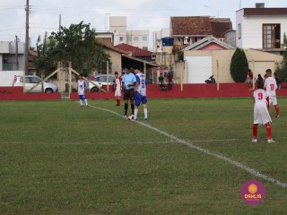 
<a style='margin-left: 5px;' class='btn btn-xs btn-social btn-facebook' href='https://www.facebook.com/sharer/sharer.php?u=https://www.boladovale.com.br/imgs/800-800-90/conteudo/fotos/1553/img1494.jpg' rel='popup' data-width='500' data-height='400'><i class='fa fa-facebook'></i>Compartilhar <span class='hidden-xs'>no Facebook</span>
</a> 
<a class='btn btn-default btn-xs' target='_blank' href='imgs/800-800-90/conteudo/fotos/1553/img1494.jpg'>
<span class='glyphicon glyphicon-cloud-download'></span> Salvar
</a> 
<span></span>