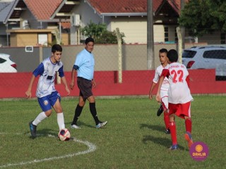 
<a style='margin-left: 5px;' class='btn btn-xs btn-social btn-facebook' href='https://www.facebook.com/sharer/sharer.php?u=https://www.boladovale.com.br/imgs/800-800-90/conteudo/fotos/1553/img1496.jpg' rel='popup' data-width='500' data-height='400'><i class='fa fa-facebook'></i>Compartilhar <span class='hidden-xs'>no Facebook</span>
</a> 
<a class='btn btn-default btn-xs' target='_blank' href='imgs/800-800-90/conteudo/fotos/1553/img1496.jpg'>
<span class='glyphicon glyphicon-cloud-download'></span> Salvar
</a> 
<span></span>